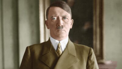 Adolf Hitler en una fotografía histórica coloreada